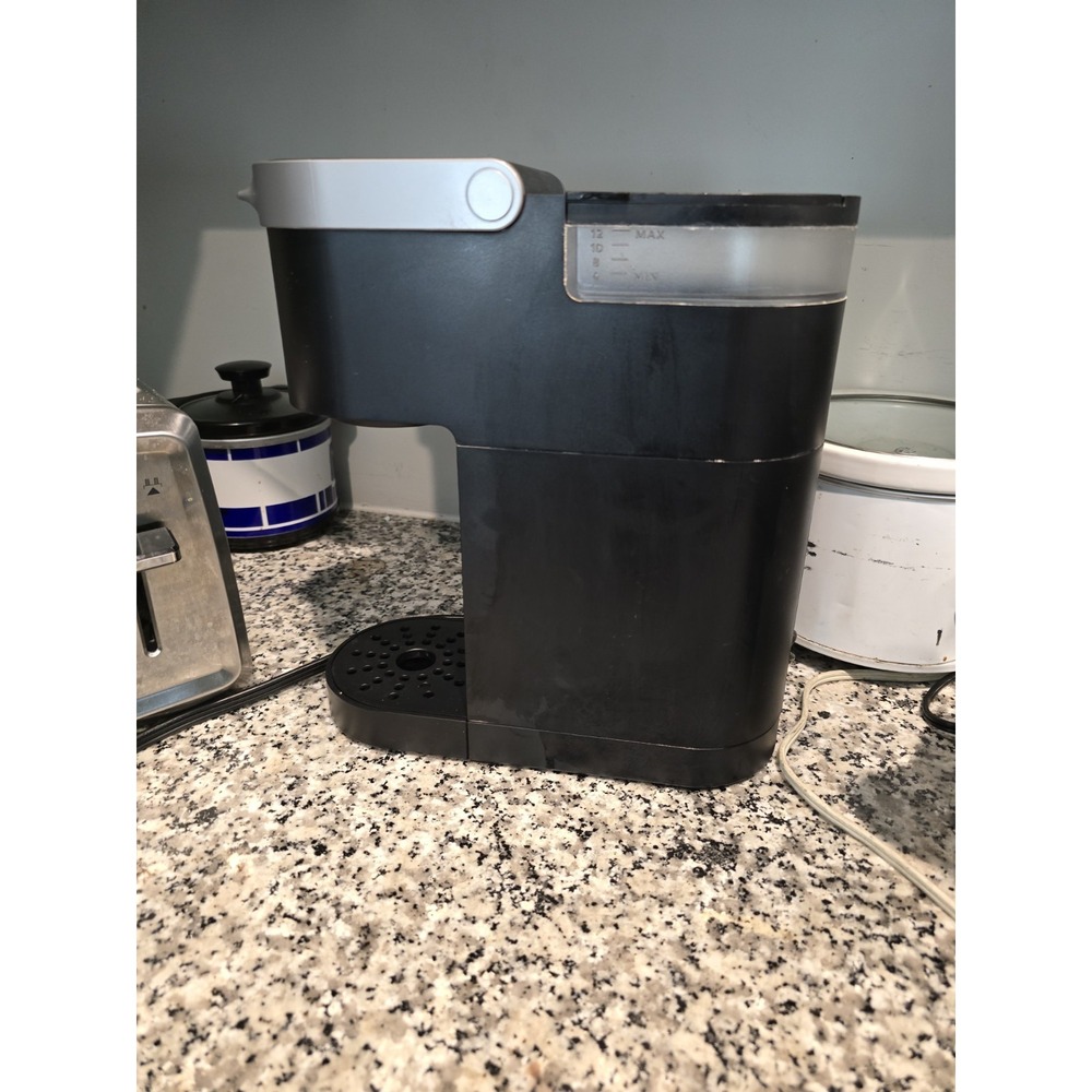 Keurig K-Slim Single Serve K-Cup Pod Coffee Maker Black 46oz Reservoir 121321 - Picture 3 of 5